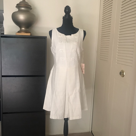 Nanette Lepore Dresses & Skirts - Nanette Lepore Sleeveless Button Woven Dress Sz 10